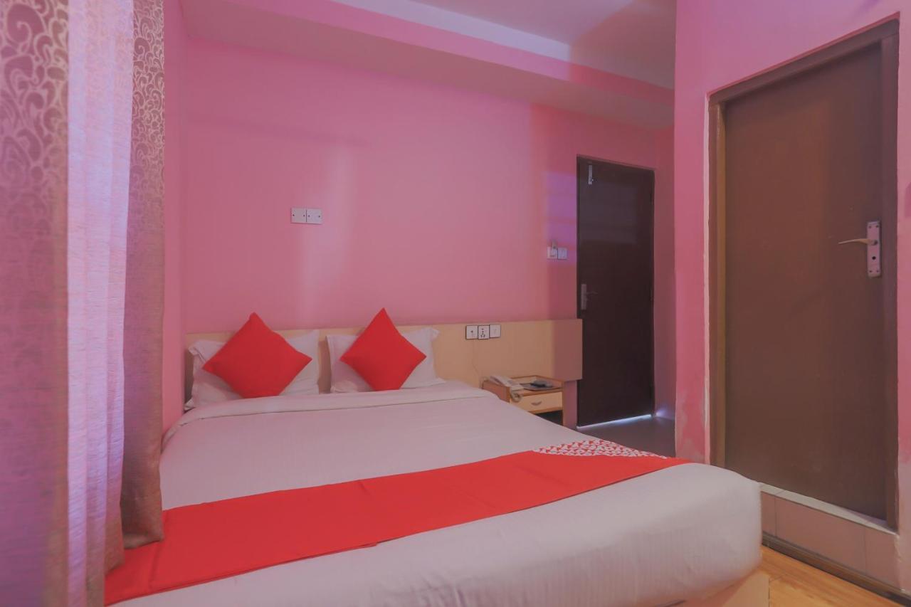 Oyo 789 Hotel Shivam Plaza Káthmándú Exteriér fotografie